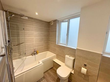 Astor Drive, Plymouth - Photo 3