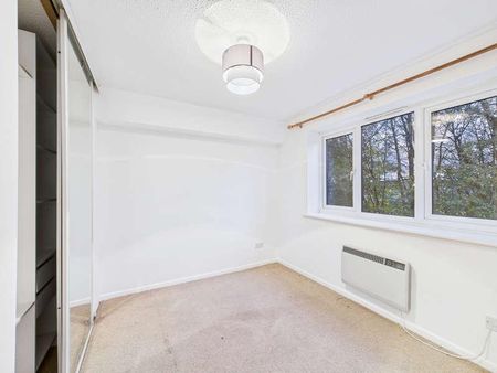 Barkus Way, Stokenchurch, Buckinghamshire, HP14 - Photo 3