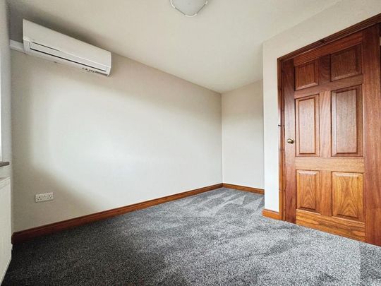 5 bedroom semi-detached house to rent - Photo 1