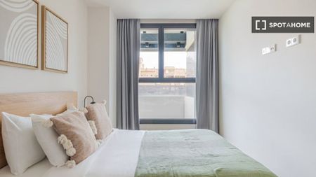 1 room luxury Flat for rent in Madrid, Spain - Photo 5