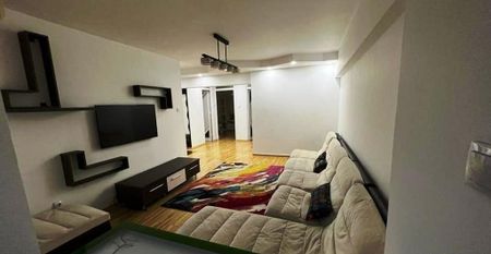 Apartament 3 camere zona ultracentrala - Fotografie 3