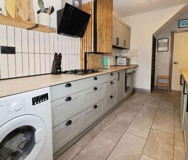 Thornleigh Avenue, Eastham, CH62 - Photo 2