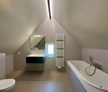 Gerenoveerde hoeve met karakter, duurzame afwerking en lage EPC-waarde - Foto 2