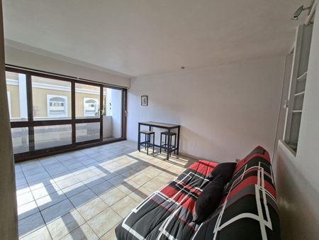 Location Appartement 1 pièce 25m² BORDEAUX 33000 - Photo 2