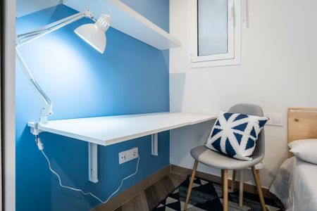 Ronda de Sant Pere, Barcelona, Catalonia 08010 - Foto 4