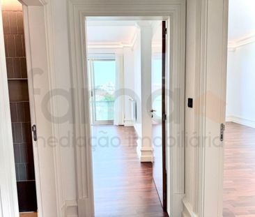 3 room luxury Apartment for rent in Lisbon - Photo 3