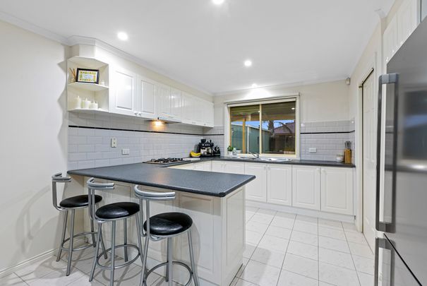 9 Cations Court, Altona Meadows VIC 3028 - House For Rent | Domain - Photo 1
