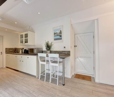 Studio to rent - Photo 5