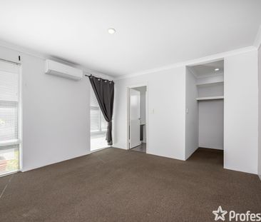 33 Rubens Circuit, Baldivis WA 6171 - Photo 2