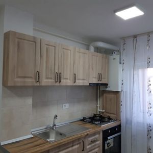 Apartament cu 2 camere in zona Soarelui - Photo 2