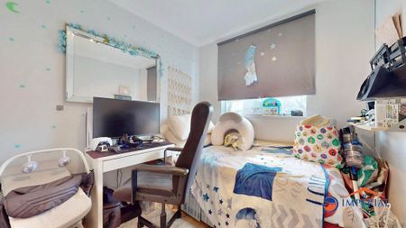 4 bedroom semi-detached house to rent - Photo 4