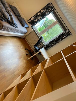 Ebba Brahes väg, Sollentuna - Photo 1