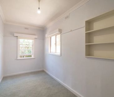 4 Woolcock Avenue - Photo 1