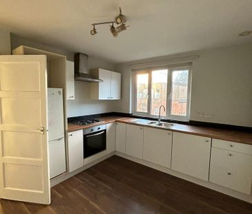 1 bedroom house of multiple occupation to rent - Photo 6