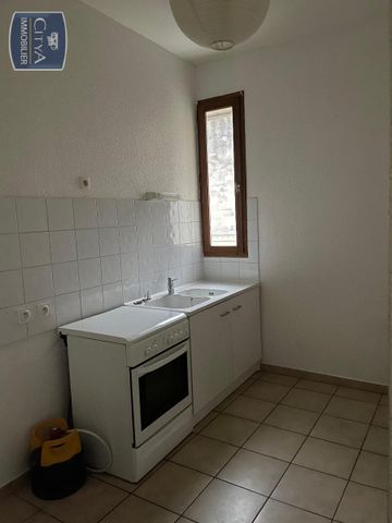 Location Appartement 2 pièces 44m² MONTPELLIER 34000 - Photo 2