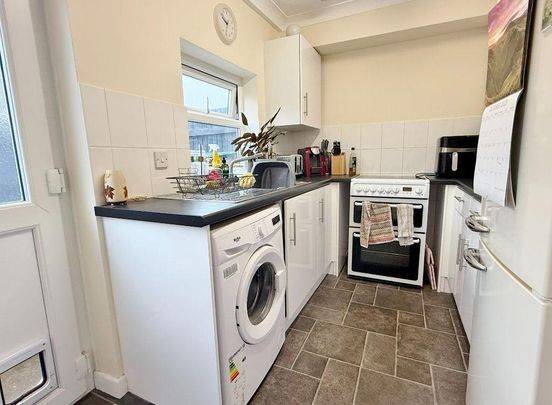 2 bedroom cottage to rent - Photo 1