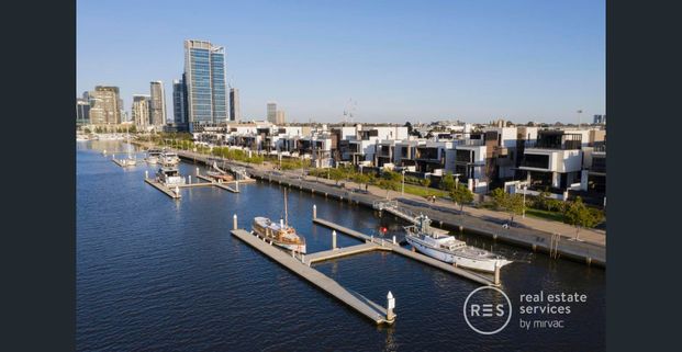 Refined Riverside Living in Docklands Premier Precinct - Photo 1