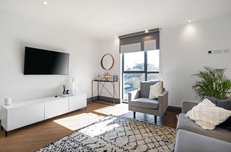 1 bedroom flat to rent - Photo 2