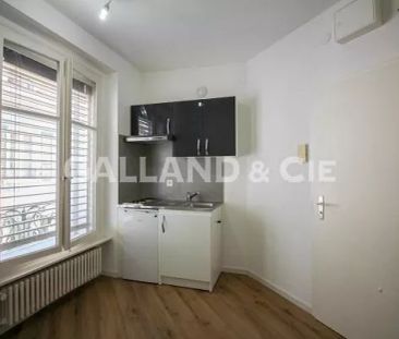 Studio au 3ème étage N°31 (réservé aux hommes) - Photo 1