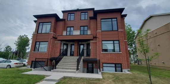 2 CH - 1 SDB - Laval - $1,890 /mo - Photo 2