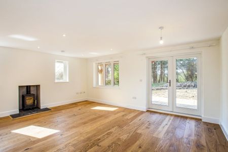 3 bedroom detached house to rent - Photo 2