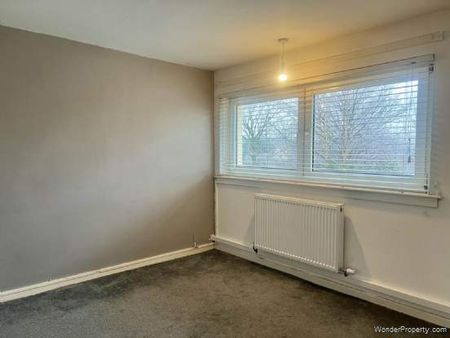 3 bedroom property to rent in Linwood - Photo 2