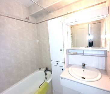 Location Appartement 29m² CALAIS 62100 - Photo 6