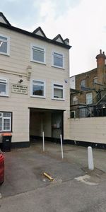 Studio Flat, Lichfield Grove, N3 - Photo 4