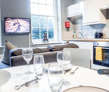 Studio to rent - Photo 2