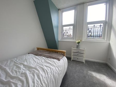 1 bedroom flat to rent - Photo 2