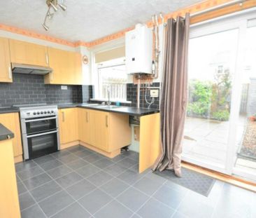3 bedroom terraced house to rent - Photo 5