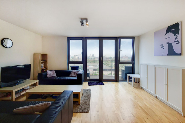 Warton Road, London, E15 - Photo 1