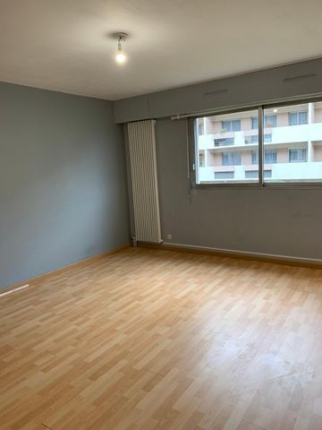 Location Appartement 1 pièce 31m² LAGNY SUR MARNE 77400 - Photo 2