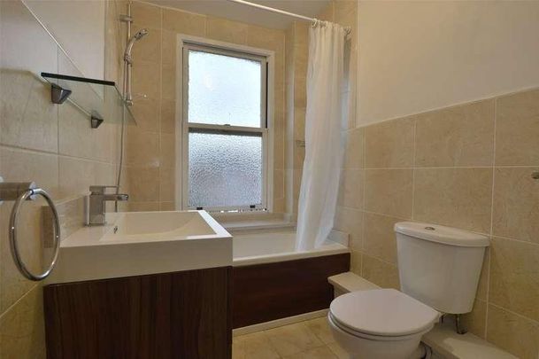 Grovehill Road, Redhill, Surrey, RH1 - Photo 1