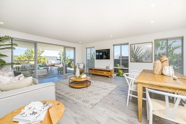 35 Selacosa Avenue, Jindalee WA 6036 - House For Rent | Domain - Photo 1