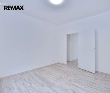 Pronájem bytu 2+1 58 m² - Photo 3
