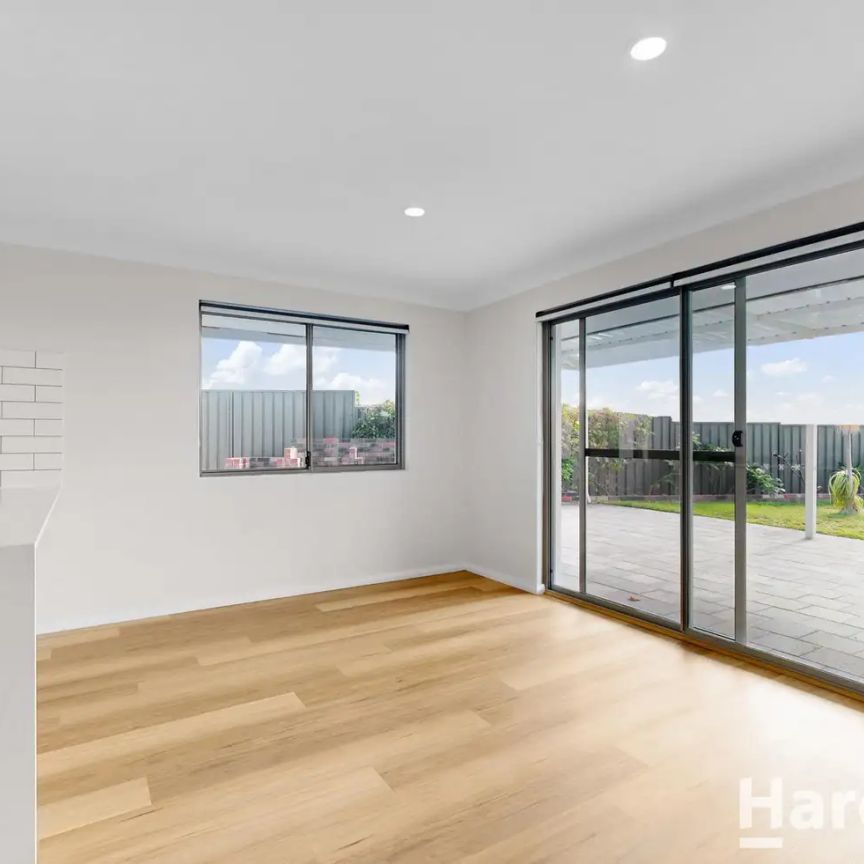11B Chamberlain Place, Heathridge WA 6027 - Photo 1