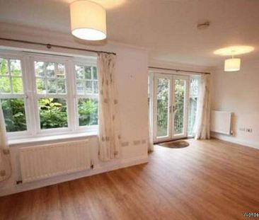 2 bedroom property to rent in Epsom - Photo 1