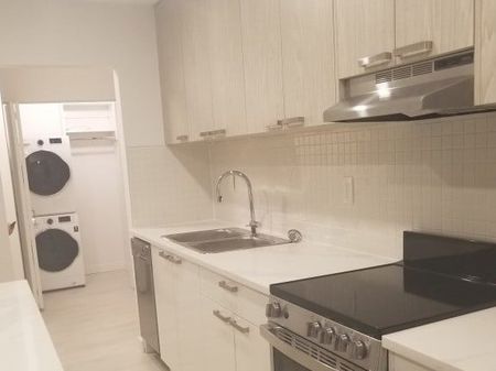 Fairview court Holdings - Photo 5