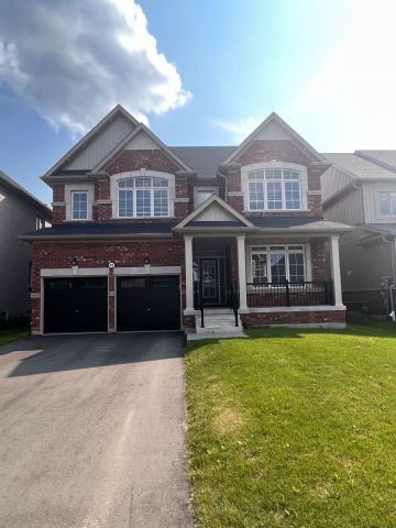 For Lease - 40 Mclean Avenue, Collingwood, Ontario - Photo 2