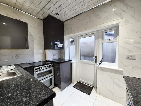 2 bedroom bungalow to rent - Photo 5