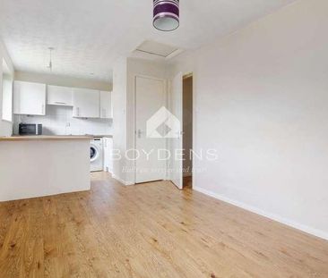 Flanders Field, Colchester, Essex, CO2 - Photo 2