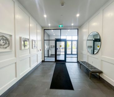 For Lease - 260 Village Walk Boulevard Unit# 512, London North, Ont... - Photo 4