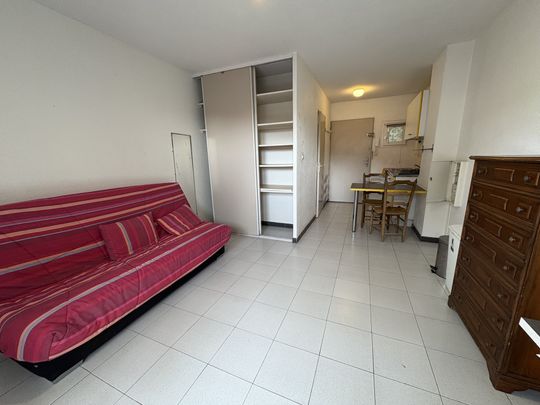 Location Appartement 1 pièce 22m² NIMES 30900 - Photo 1