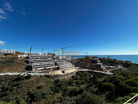 NICE APARTMENT WITH SEA VIEWS FOR RENT FOR LONG TERM IN TORREBLANCA AREA (FUENGIROLA) - Photo 2