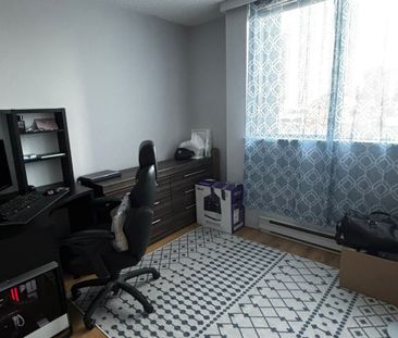 904-9521 Cardston Court, Burnaby - Photo 6