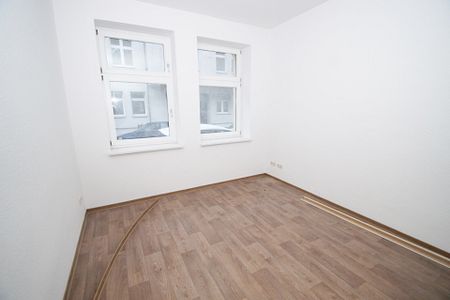 frisch sanierte 2-Zi-Whg mit BALKON, Dusche - Foto 2