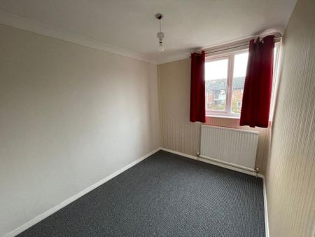 3 bedroom townhouse to rent - Photo 2