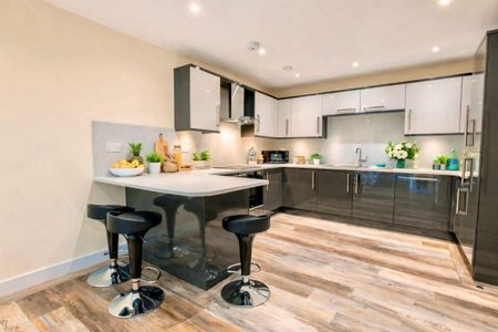 3 bed Apartment 16 Ecco - Photo 4