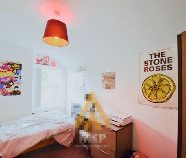 5 Bedroom 1.5 Bathroom - Photo 3